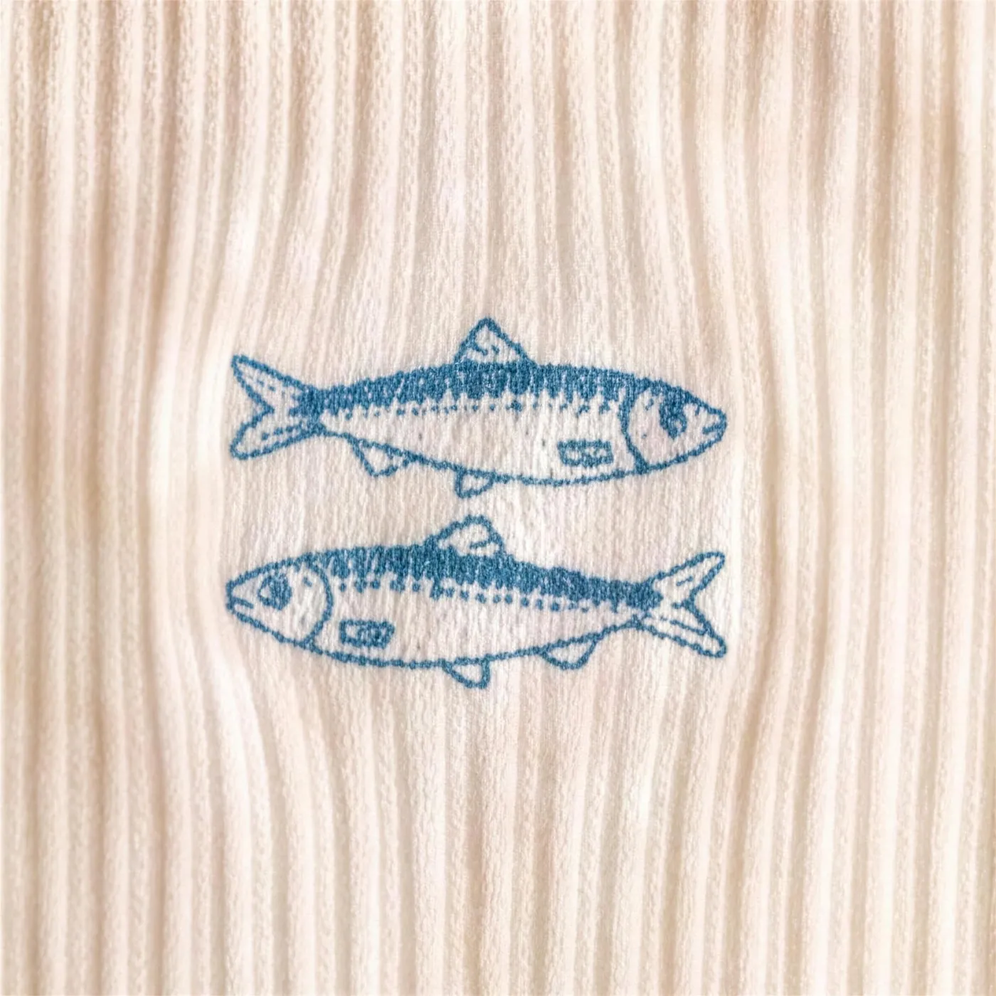 Sardina — Stickerei im Detail